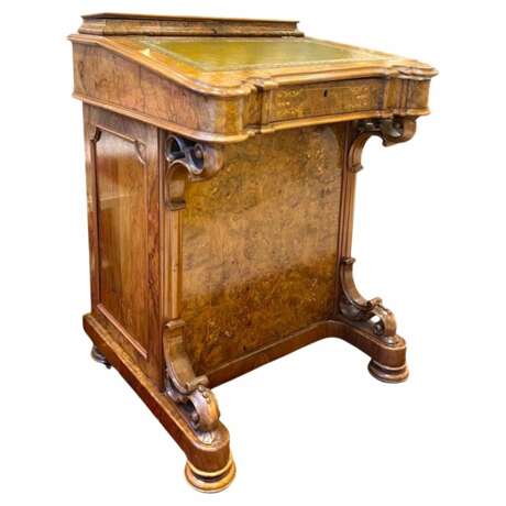 Davenport mid-Victorian burr walnut and marquetry desk 19th century circa 1860 Wood Victorian Style 19th century - photo 1