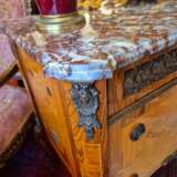 Pair of commodes in the Louis XV style marquetry and gilt bronze 19th century Wood 19th century - photo 5