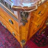 Pair of commodes in the Louis XV style marquetry and gilt bronze 19th century Wood 19th century - photo 17