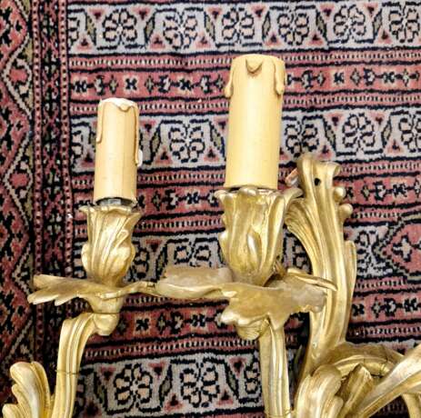 Pair of Louis XV style ormolu sconces from the Napoleon III period Bronce 19th century - photo 12