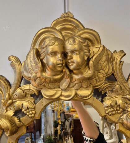Gilded Wood Mirror With Putti Italy 19th Century Wood & gilded stucco Rococo 19th century - photo 10