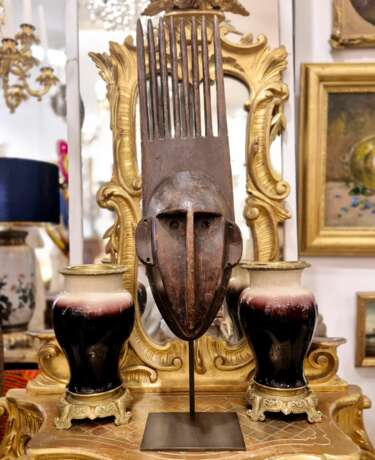 Bamana N`tomo mask Mali 20th century Lackiertes Holz 20th century - Foto 2