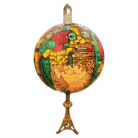 Painted Globe with a Rock Crystal and a Base in Gilt Bronze Bronce 21th century - photo 1