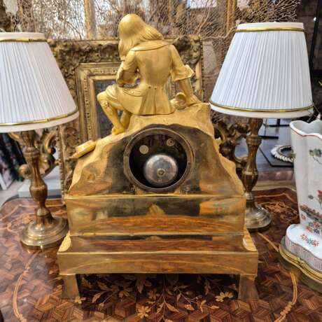 19th Century Charles X Clock with a Statue of a Romantic Young Nobleman. Bronce Other style 19th century - photo 7