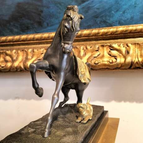 Empire Clock in representing a Horse and a Dog in Gilt Bronze 19th Century Bronze Empire 19th century - photo 20