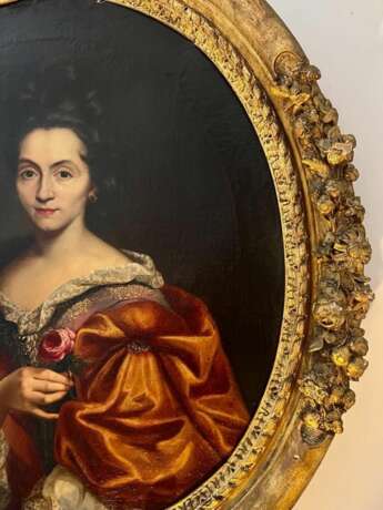 17th Century Oil on Canvas Portrait Painting of a French Noblewoman 17th century - photo 3