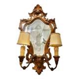 19th Century Pair of Venetian Giltwood Sconces with Engraved Glass Background Lacquered wood 19th century - photo 3