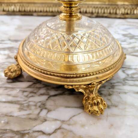 Baccarat Cut Crystal Centerpiece Mounted on Chiseled Gilt Bronze 19th Century Crystal bronze Napoleon III 19th century - Foto 2