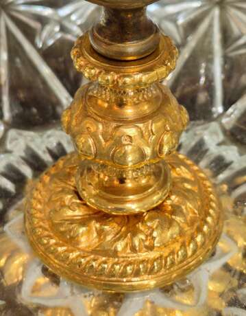 Baccarat Cut Crystal Centerpiece Mounted on Chiseled Gilt Bronze 19th Century Crystal bronze Napoleon III 19th century - Foto 4