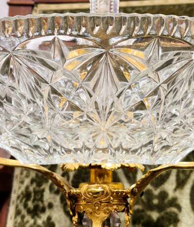 Baccarat Cut Crystal Centerpiece Mounted on Chiseled Gilt Bronze 19th Century Crystal bronze Napoleon III 19th century - Foto 5