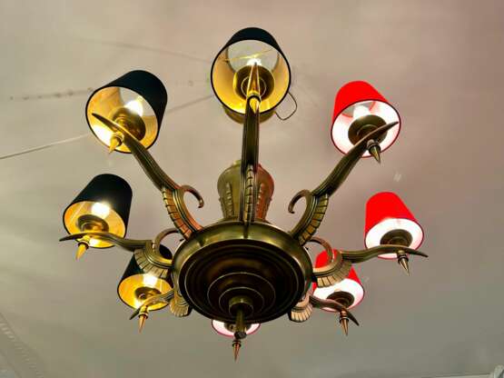 Eight-Armed Chandelier with Red or Black Lampshades Art Deco Mid-20th Century Bronze Antiquity 20th century - photo 4