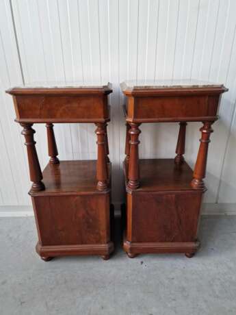 A pair of antique bedside tables Mahagoni 19th century - Foto 4