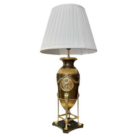 19th-Century Empire-Style Lamp in Gilt Bronze and Brown Patina with Marble Base Камень Napoleon III 18th century г. - фото 1