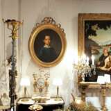 19th Century Oval Portrait of Aristocrat Girl in Gilded Frame Canvas Louis-Philippe Carl X 19th century - photo 2
