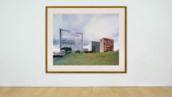 ANDREAS GURSKY (B. 1955) - photo 2