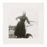 LORNA SIMPSON (B. 1960) - photo 3