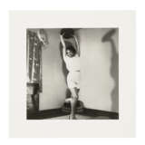 LORNA SIMPSON (B. 1960) - photo 9