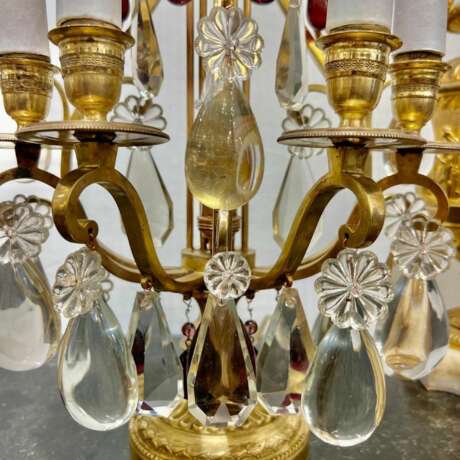 Late 19th Century Pair of Lyre Shaped Four-Light Candelabras Crystal bronze Late 19th century - Foto 5