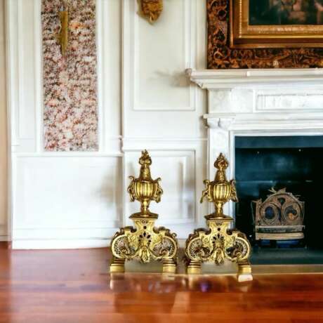 19th Century Andirons in Gilt Bronze Signed by Ferdinand Barbedienne Bronze Napoleon III 19th century - Foto 4