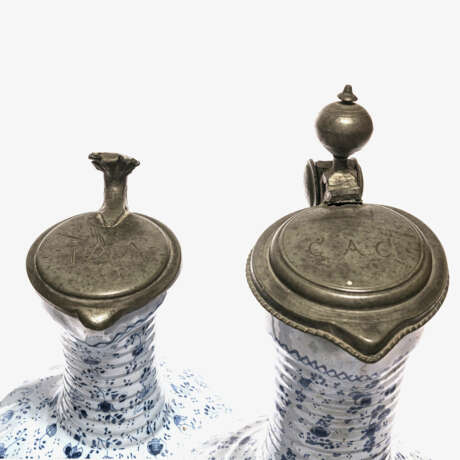 Two narrow-necked jugs. Nuremberg or Ansbach, 18th century - фото 3