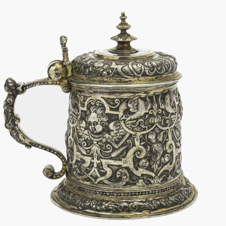 A lidded tankard. Augsburg, circa 1600 - фото 2