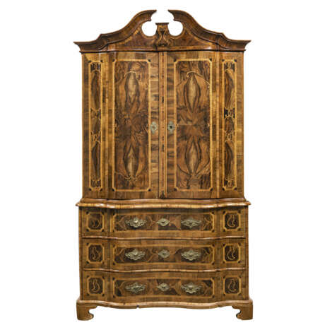 A bureau cabinet. Central German, 18th century and later - photo 1