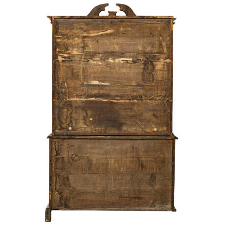 A bureau cabinet. Central German, 18th century and later - photo 7