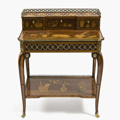 A ladies bureau (Bonheur du jour). Paris, circa 1770, marked P. Pioniez (master 1765) - photo 1