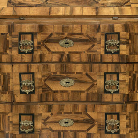 A small bureau. In the style of the 18th century - фото 3