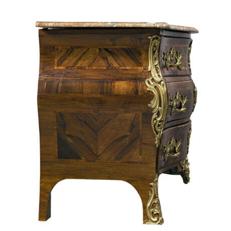 A commode. France, 18th century - фото 3