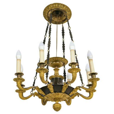 An eight-light chandelier. France, circa 1830 - фото 1