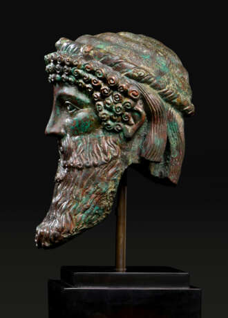 A ROMAN ARCHAISTIC BRONZE HERM HEAD OF HERMES PROPYLAIOS - Foto 3
