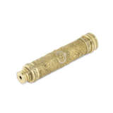 A SILVER-GILT TELESCOPE - photo 1