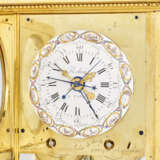 A LOUIS XVI ORMOLU MONTH-GOING MEAN AND SOLAR TIME MANTEL REGULATOR WITH REMONTOIRE - Foto 3