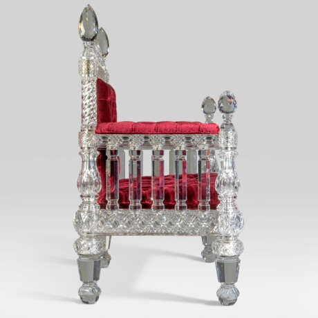 A VICTORIAN CUT-CRYSTAL THRONE CHAIR - photo 3