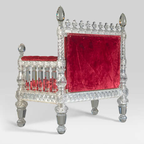 A VICTORIAN CUT-CRYSTAL THRONE CHAIR - photo 4