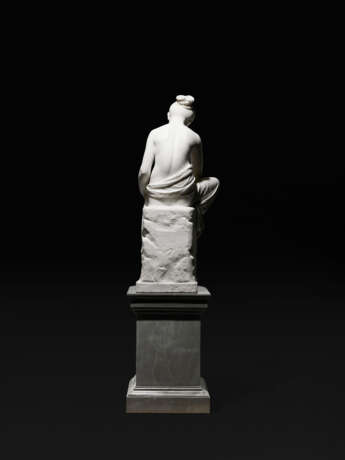 A WHITE MARBLE FIGURE OF THE SANDAL BINDER (SANDALBINDERIN) - photo 6