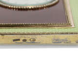 A JEWELLED GUILLOCH&#201; ENAMEL AND SILVER-GILT DESK CLOCK - photo 3