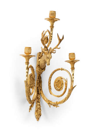 A SET OF FOUR LOUIS XVI ORMOLU THREE-LIGHT WALL-LIGHTS - photo 7