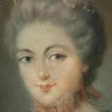 Portrait of a young woman in an gilt oval frame pastel drawing 18th century oil painting 18th century - Foto 7