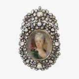 A pendant with miniature and diamond frame. Probably France, circa 1750-1760 - фото 1