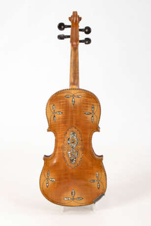 Dekorative 4/4-Violine mit Perlmutteinl - фото 4