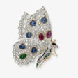 An expressive butterfly brooch decorated with diamonds, sapphires, rubies, and emerald cabochons. Argentina or America, 1920s - 1930s - Maintenant aux enchères