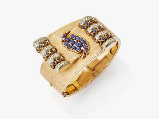 A sapphire and diamond bangle. Italy, 1940s - photo 1