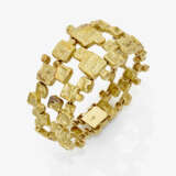 A parure consisting of a necklace, bracelet, brooch, pair of drop earrings, and a wristwatch. Switzerland and Germany, 1970s, necklace and wristwatch: OMEGA - photo 4