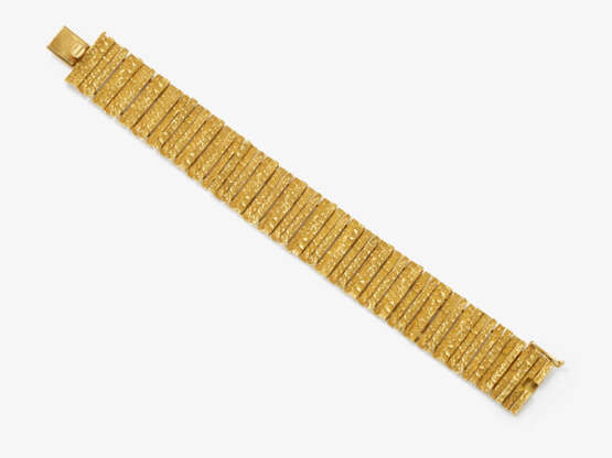 A gold bracelet. Germany, 1970s - photo 2