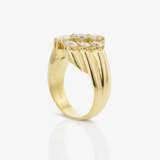 A Vintage cocktail ring decorated with brilliant-cut diamonds. Germany, 1970s - photo 3