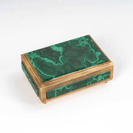 Spieldose mit Malachit und vergoldetem - фото 3