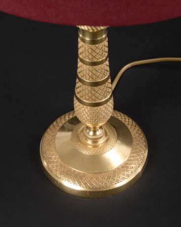 Tischlampe mit Biedermeier-Bronzeleucht - Foto 2
