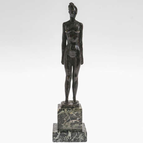 Renée Sintenis zugeschrieben. Standing figure (Native American woman). Circa 1918 - photo 1